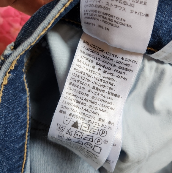 Levis Shaping Bermuda Denim Jean Shorts High Waisted Rise Stretchy Plus Size - Picture 8 of 13